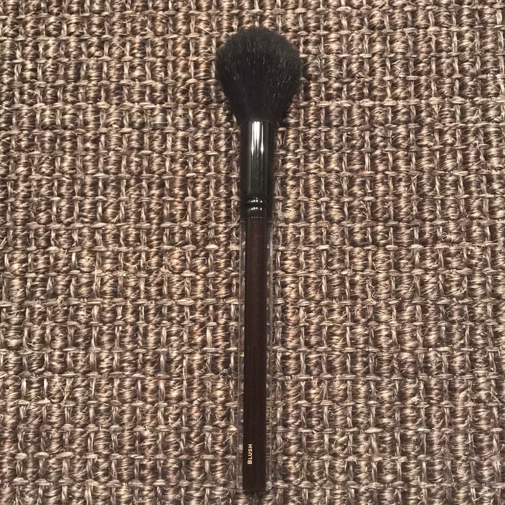 KEVYN AUCOIN The Blush Brush